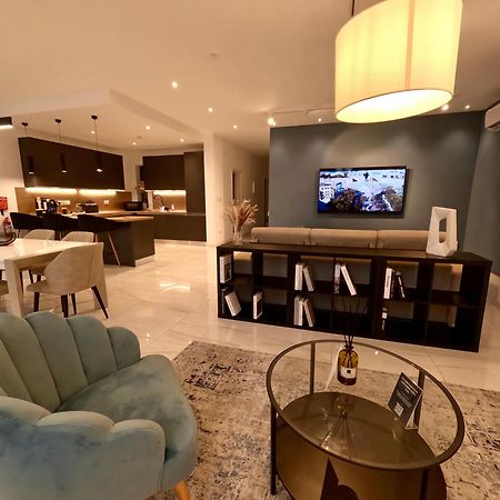 Modern Apartment In St Julian'S Malta, With Breathtaking Views Of Spinola Bay Saint Julian's Exteriér fotografie