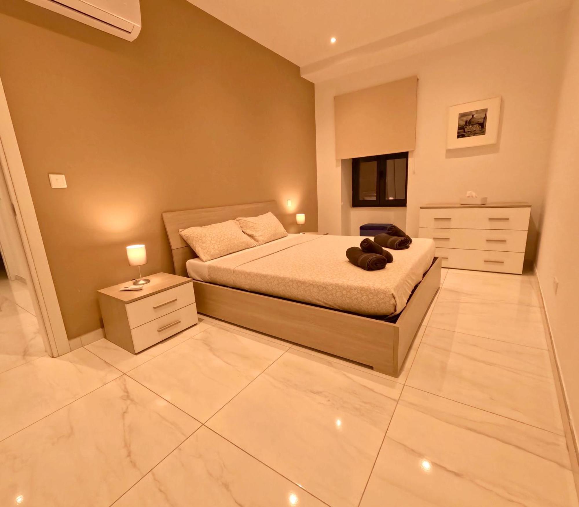 Modern Apartment In St Julian'S Malta, With Breathtaking Views Of Spinola Bay Saint Julian's Exteriér fotografie